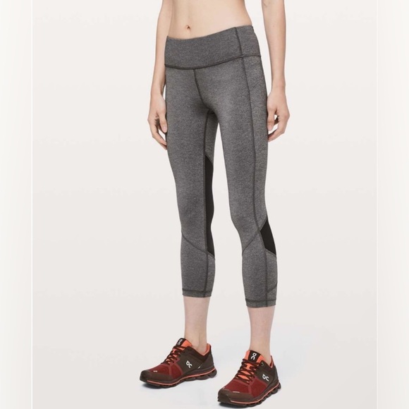 LULULEMON Pace Rival Crop Legging - Picture 3 of 13